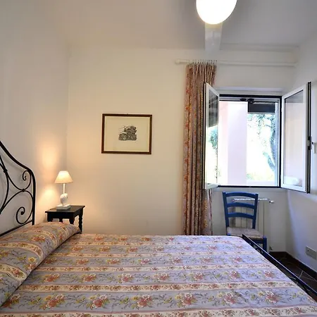 Casa Rosa Di Cavoli * Seccheto