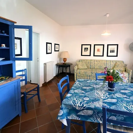 Casa Rosa Di Cavoli *