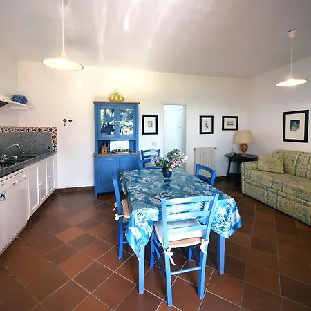 Casa Rosa Di Cavoli