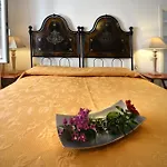 Casa Rosa Di Cavoli Seccheto
