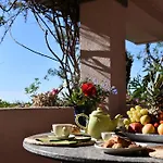 Casa Rosa Di Cavoli Vakantiehuis