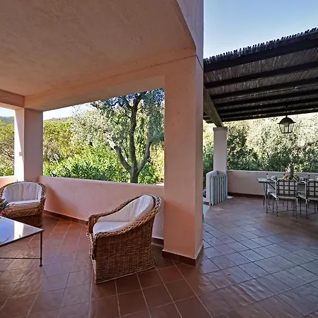 Casa Rosa Di Cavoli *